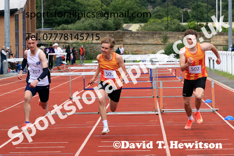 Hurdles, 2026 Northern Schools Inter Counties, Wentworth, Hexham. Photo: David T. Hewitson/Sports for All Pics